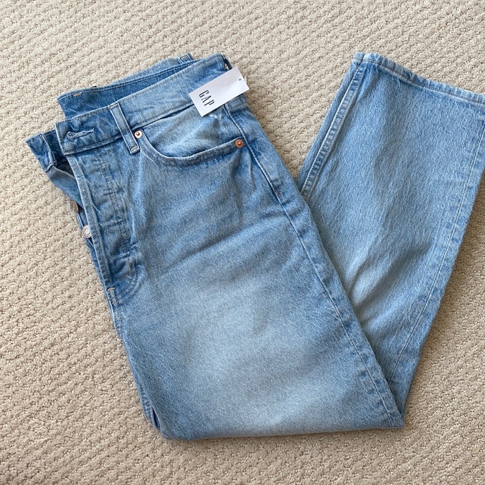 New with tags Mom Jeans from Gap size 8 (26) Petite